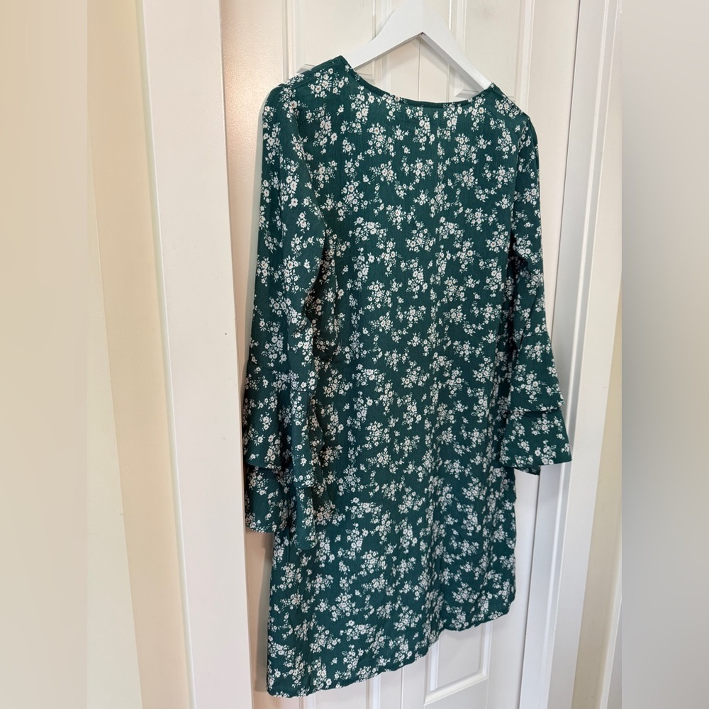 🌿 Miracle Fashion Green Floral Ruffle Sleeve Dress | 10 - Picture 6 of 6
